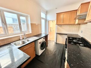 Photo 15- click for photo gallery